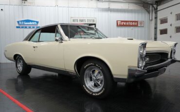 Pontiac-GTO-1967-Cameo-Ivory-Red-91614-20