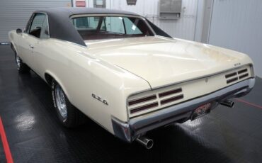 Pontiac-GTO-1967-Cameo-Ivory-Red-91614-6