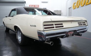 Pontiac-GTO-1967-Cameo-Ivory-Red-91614-7