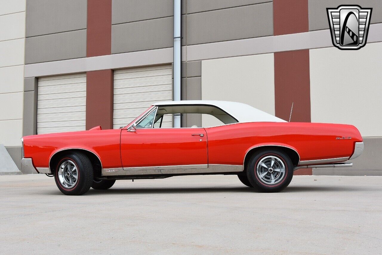 Pontiac-GTO-1967-Red-Parchment-112002-3