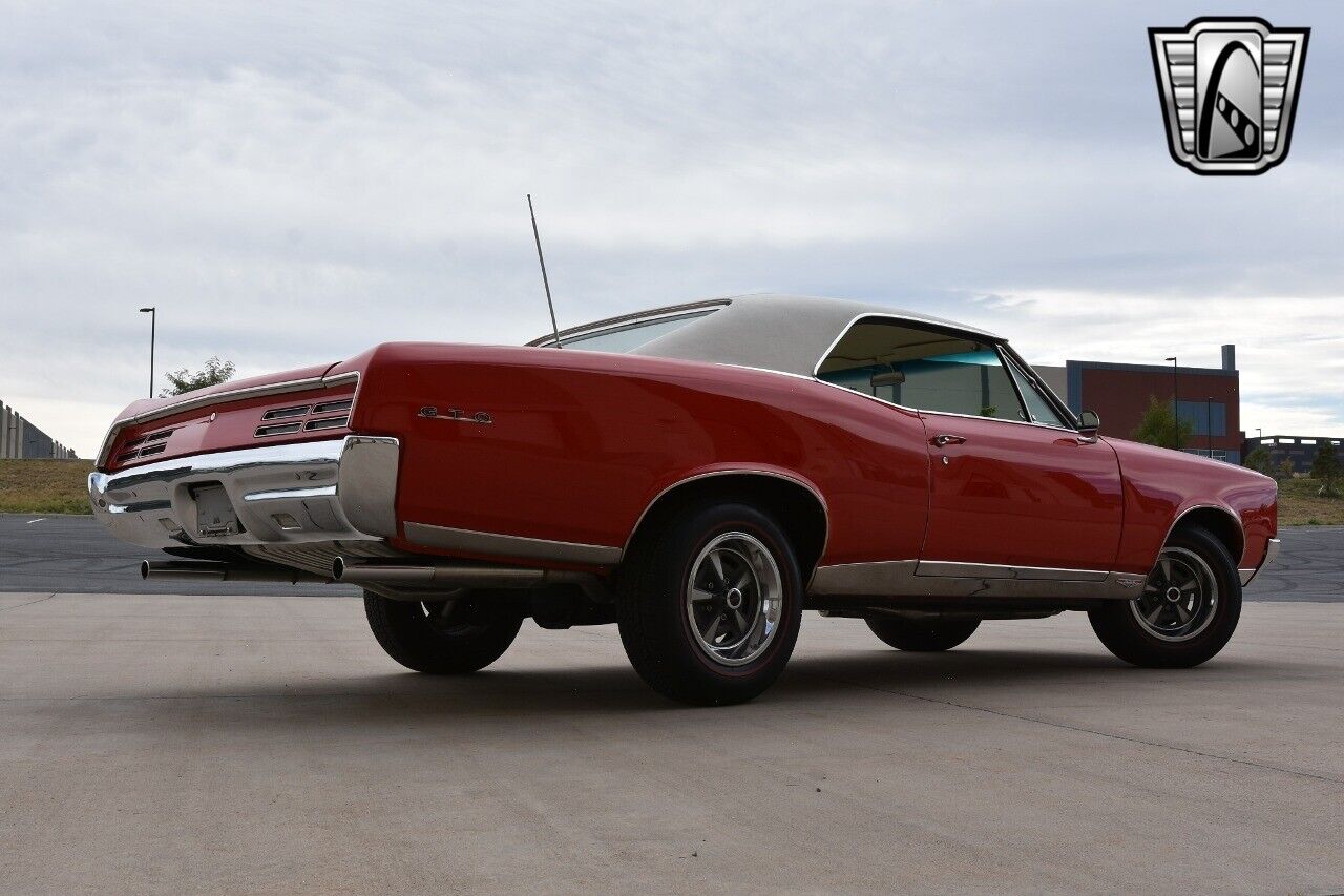 Pontiac-GTO-1967-Red-Parchment-112002-6