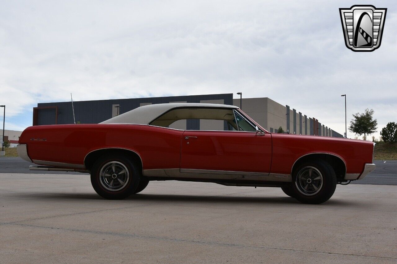 Pontiac-GTO-1967-Red-Parchment-112002-7