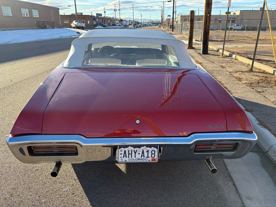 Pontiac-GTO-1968-Red-White-33519-17