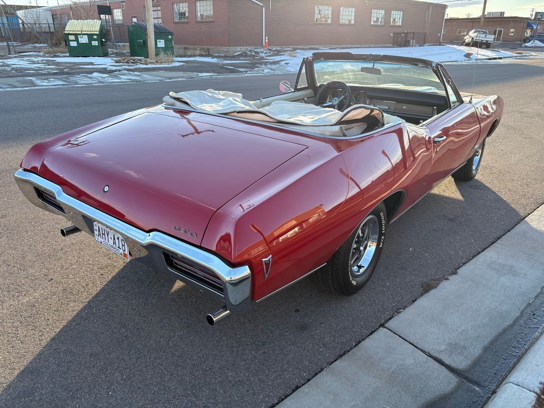 Pontiac-GTO-1968-Red-White-33519-3