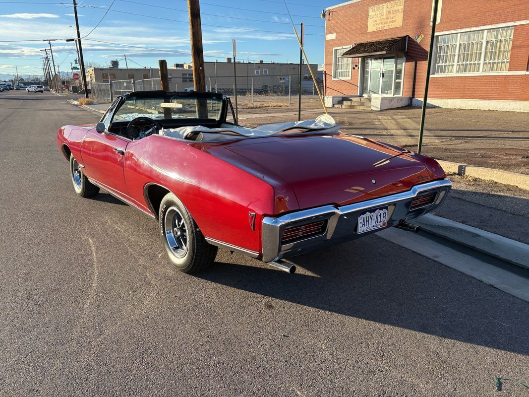 Pontiac-GTO-1968-Red-White-33519-33