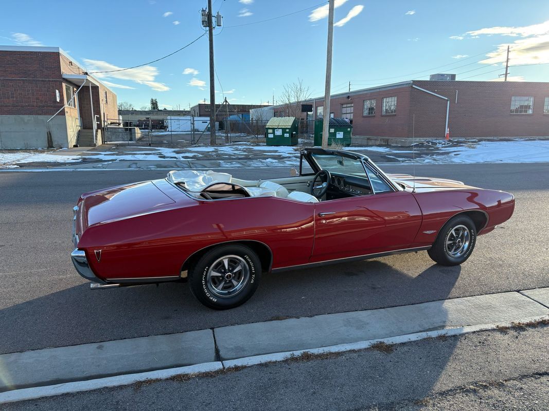 Pontiac-GTO-1968-Red-White-33519-36