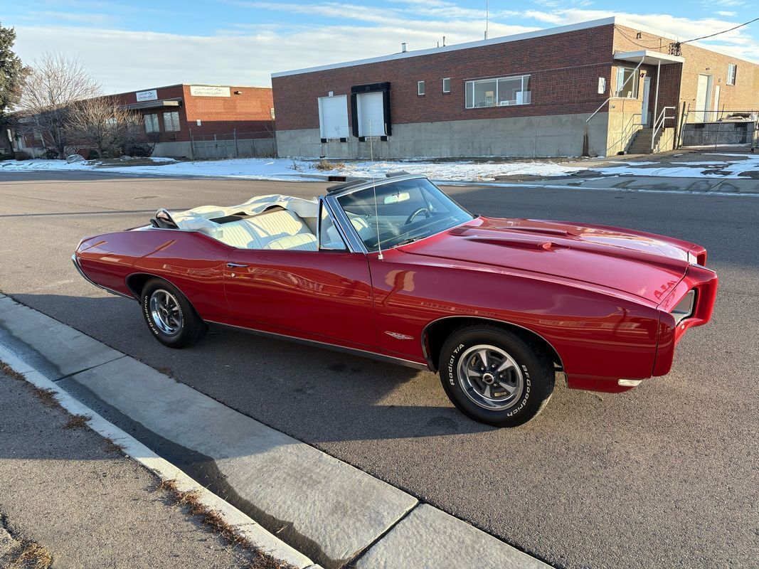 Pontiac-GTO-1968-Red-White-33519-38