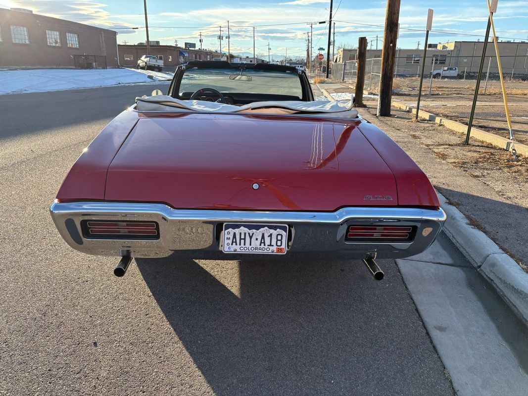 Pontiac-GTO-1968-Red-White-33519-4