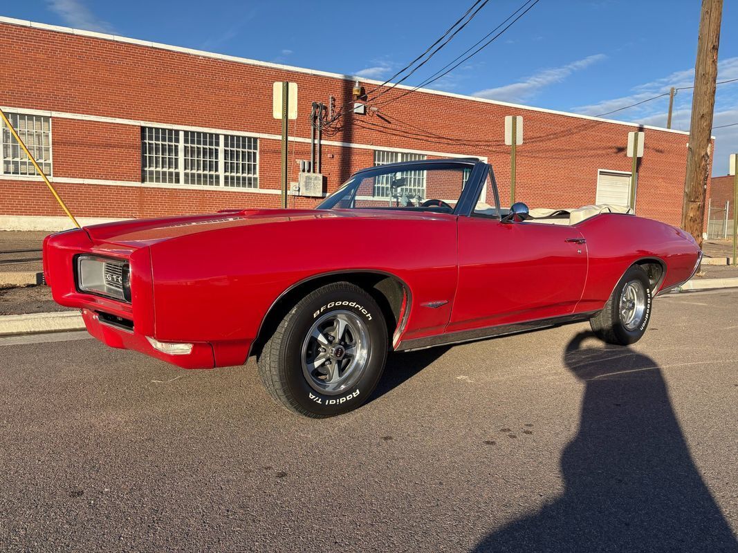 Pontiac-GTO-1968-Red-White-33519-8