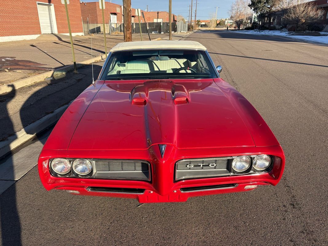 Pontiac-GTO-1968-Red-White-33519-9