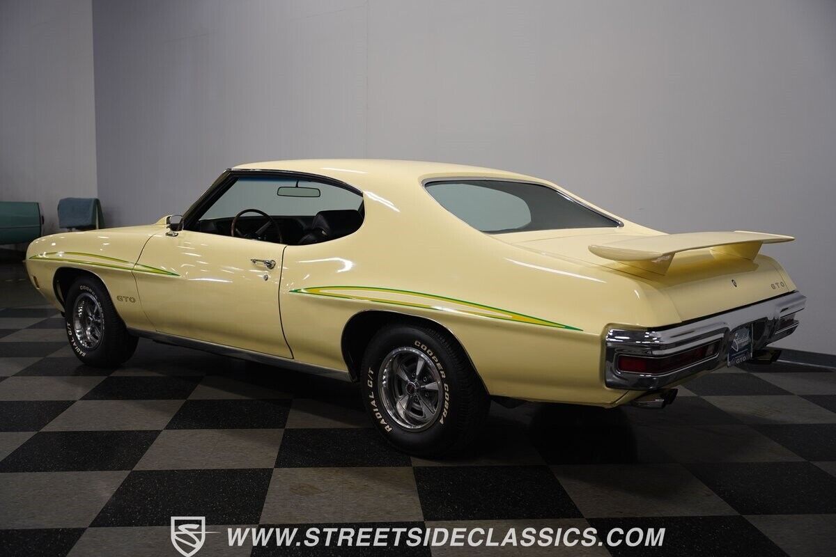 Pontiac-GTO-1970-Cream-Black-130577-10