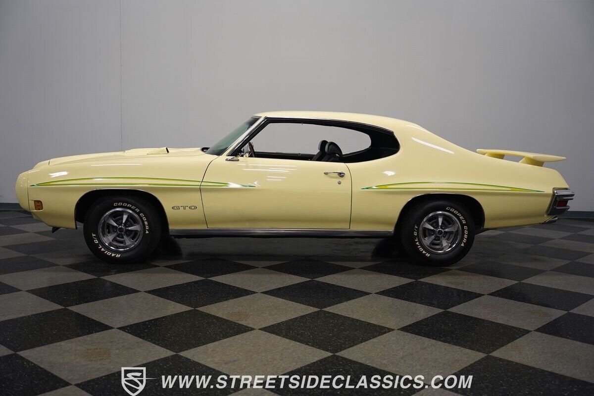 Pontiac-GTO-1970-Cream-Black-130577-8