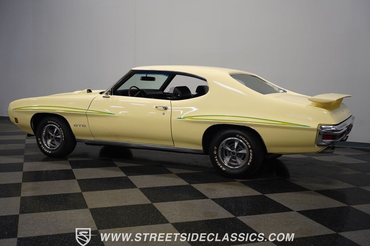 Pontiac-GTO-1970-Cream-Black-130577-9