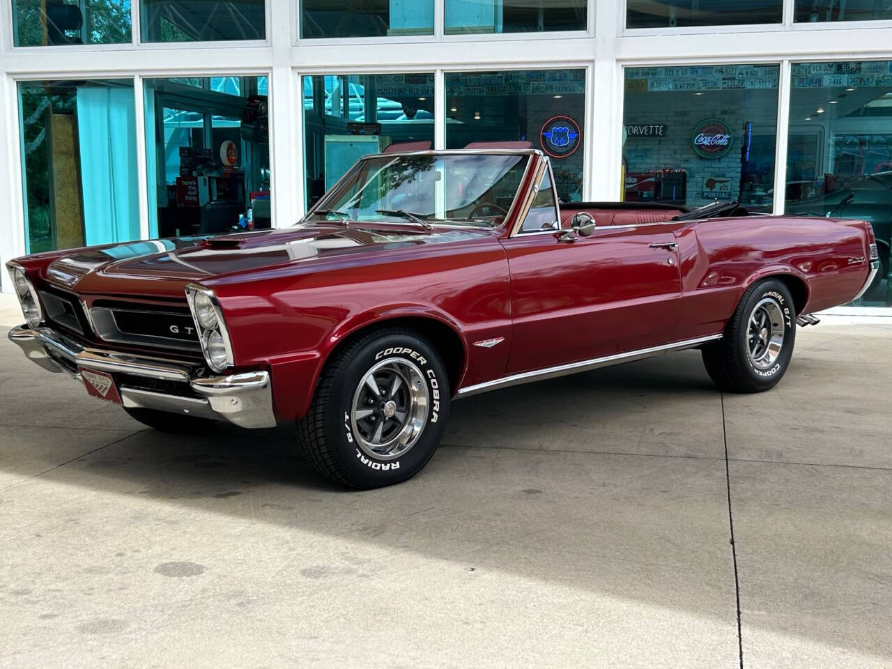 Pontiac-GTO-Break-1965-Red-Red-1938-11