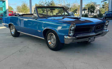 Pontiac-GTO-Cabriolet-1965-Blue-Cream-141925-2