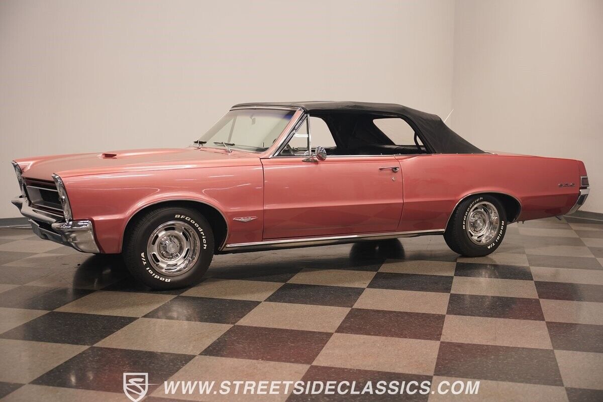 Pontiac-GTO-Cabriolet-1965-Red-Black-47003-8