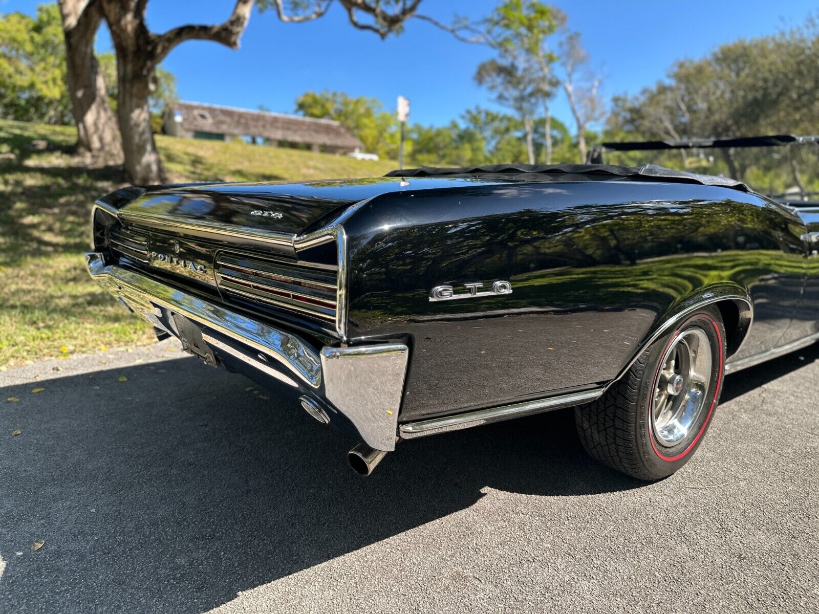 Pontiac-GTO-Cabriolet-1966-Black-Black-131137-20