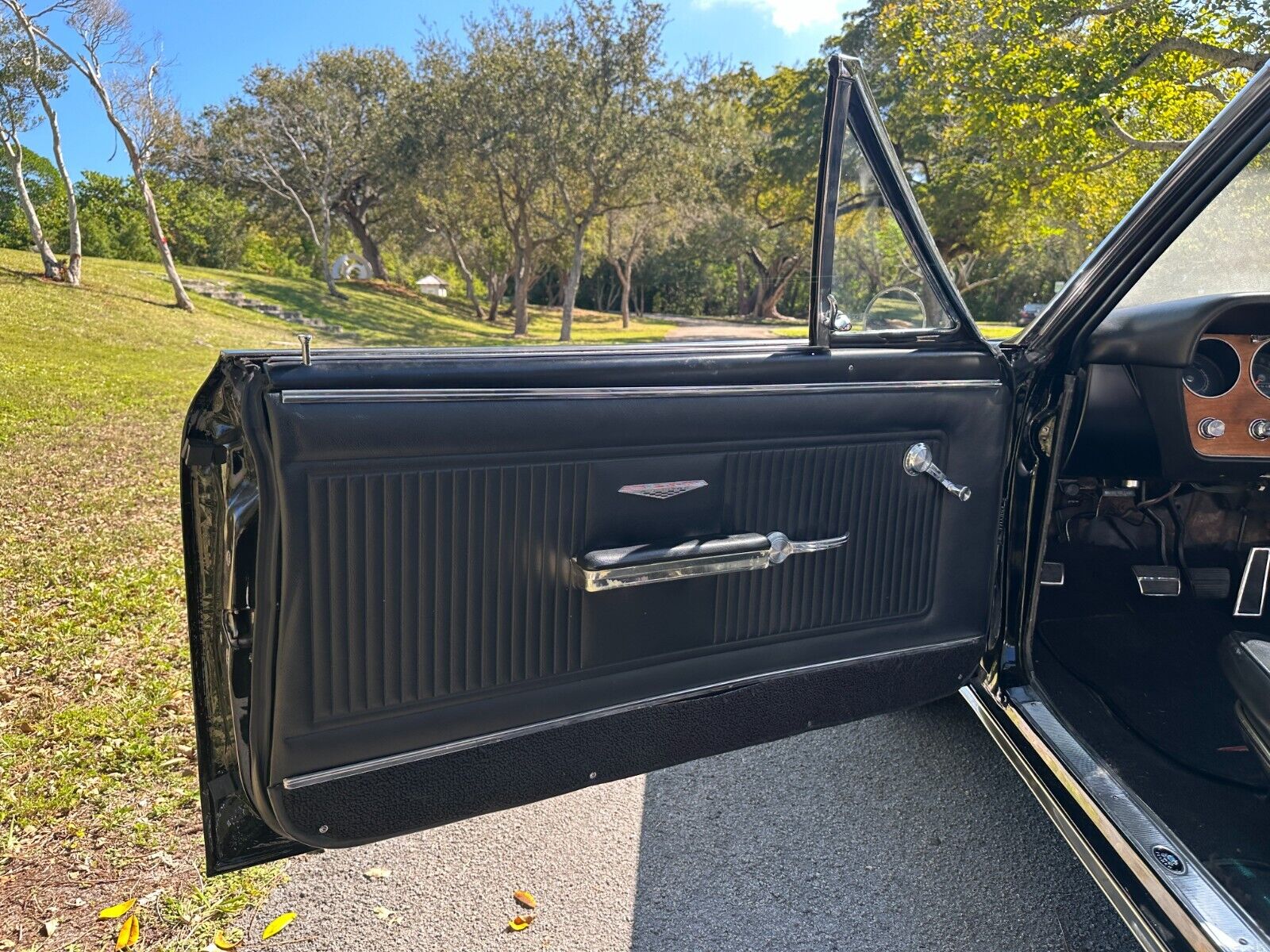 Pontiac-GTO-Cabriolet-1966-Black-Black-131137-21