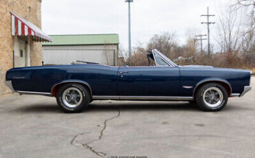 Pontiac-GTO-Cabriolet-1966-Blue-Blue-17502-8