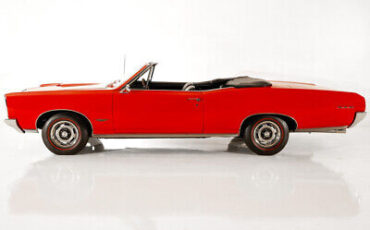 Pontiac-GTO-Cabriolet-1966-Red-Black-0-7