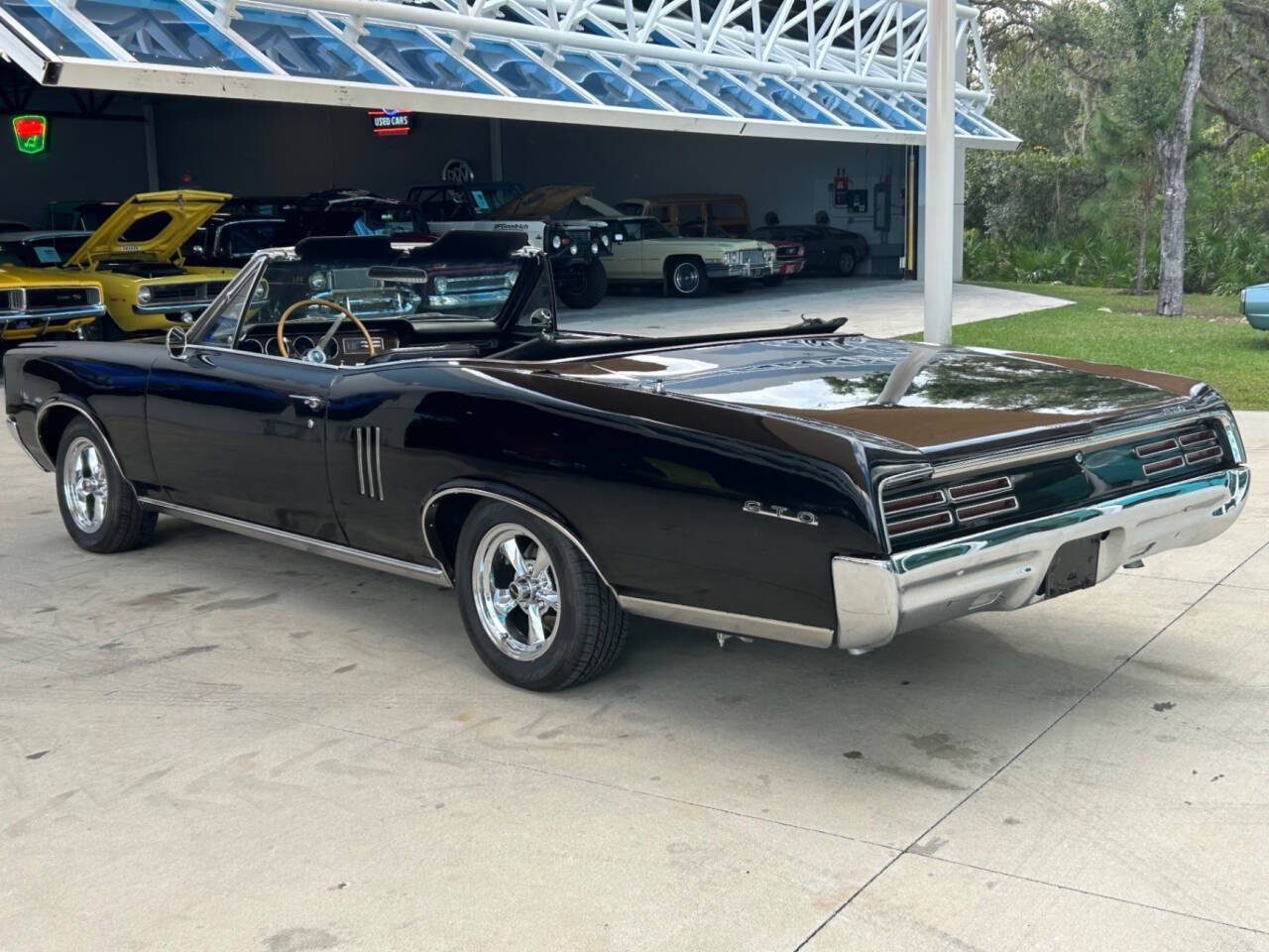 Pontiac-GTO-Cabriolet-1967-Black-Black-69411-9