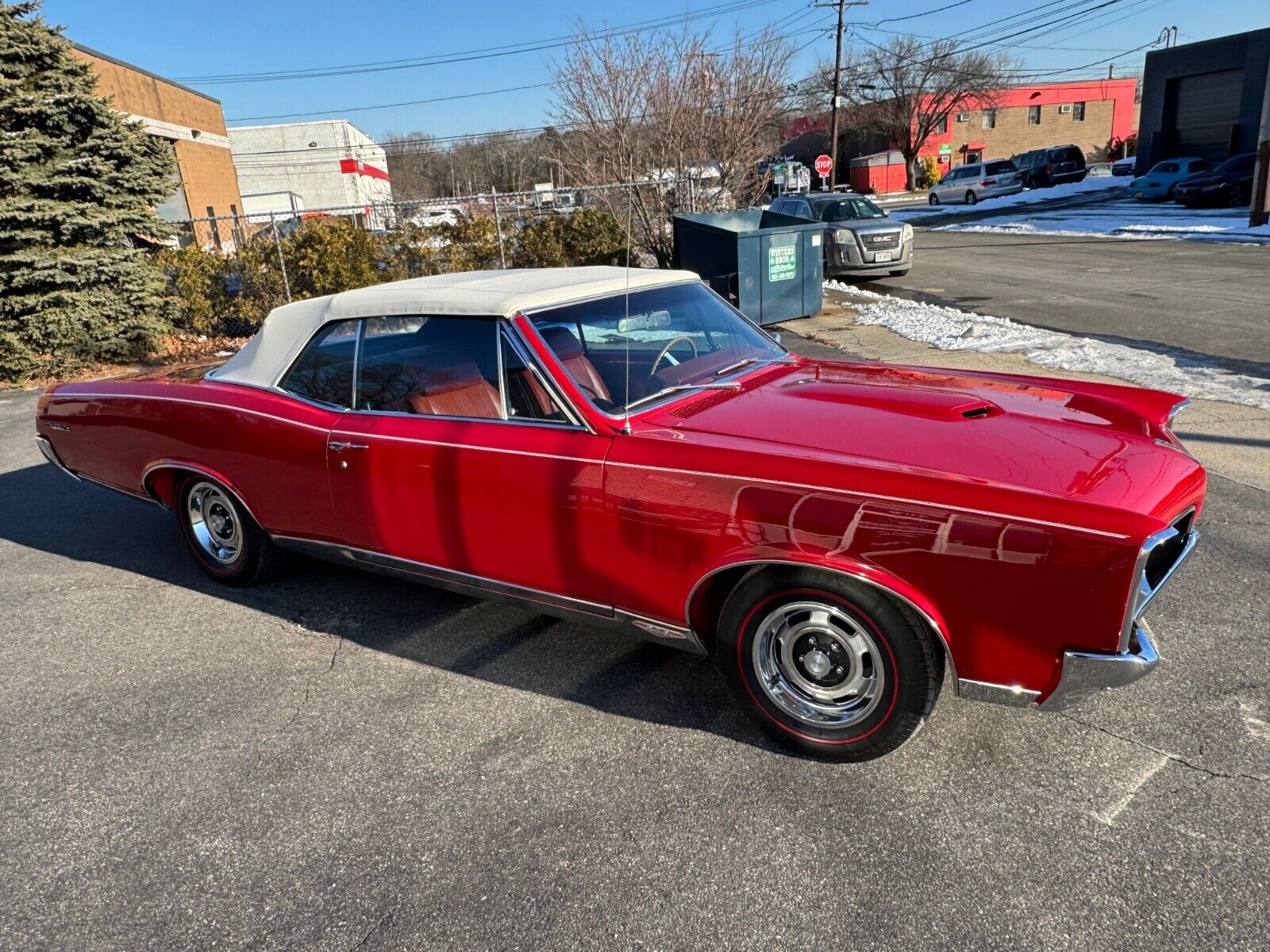 Pontiac-GTO-Cabriolet-1967-Red-Red-139353-1