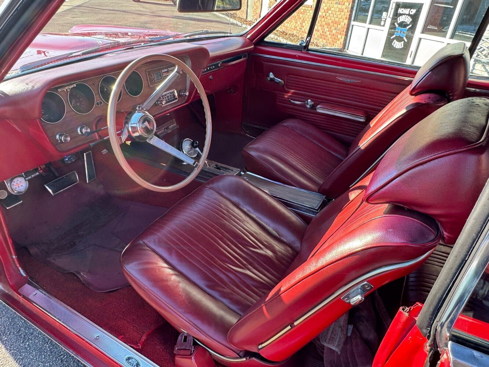 Pontiac-GTO-Cabriolet-1967-Red-Red-139353-12