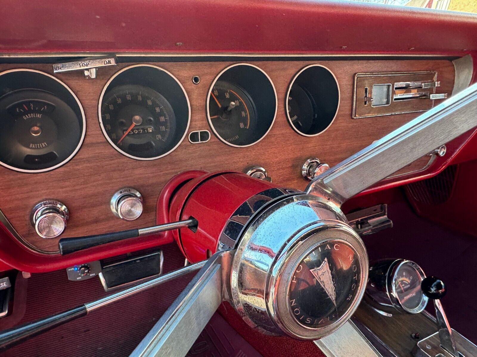 Pontiac-GTO-Cabriolet-1967-Red-Red-139353-14