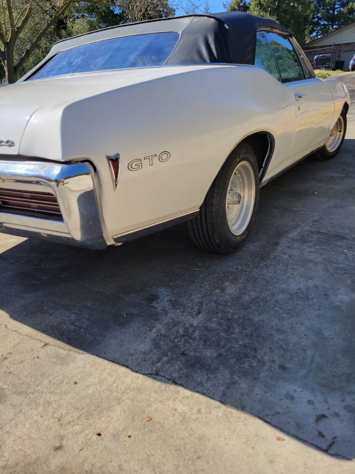 Pontiac-GTO-Cabriolet-1968-White-Black-25048-2