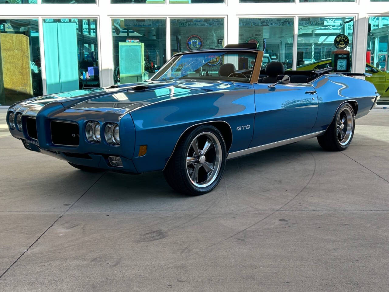 Pontiac-GTO-Cabriolet-1970-Blue-Black-4001-11