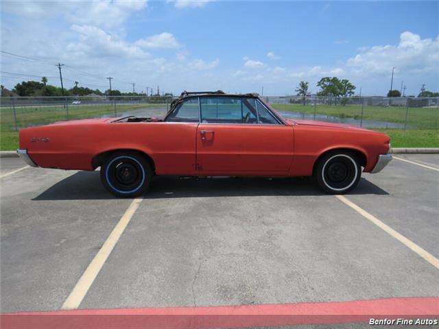 Pontiac-GTO-Convertible-1964-Red-Red-160934-2