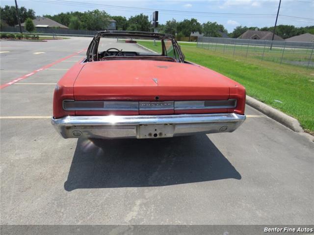 Pontiac-GTO-Convertible-1964-Red-Red-160934-3