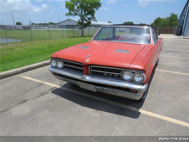 Pontiac-GTO-Convertible-1964-Red-Red-160934-4