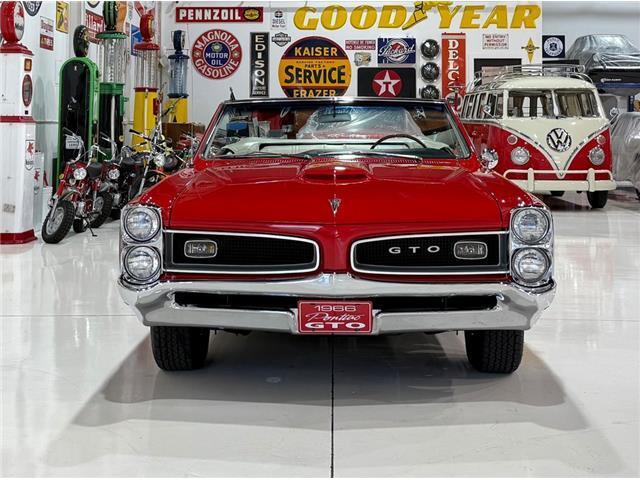 Pontiac-GTO-Convertible-1966-Red-White-17957-1