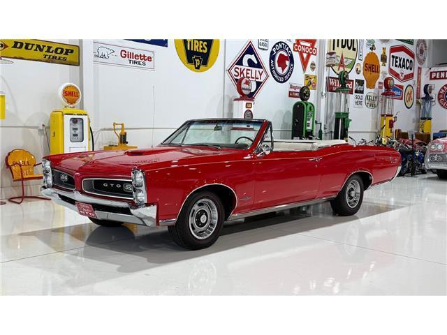 Pontiac-GTO-Convertible-1966-Red-White-17957-2