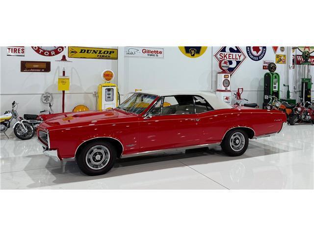 Pontiac-GTO-Convertible-1966-Red-White-17957-24