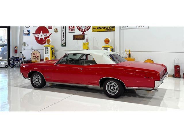 Pontiac-GTO-Convertible-1966-Red-White-17957-27