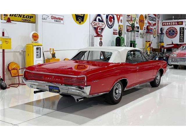 Pontiac-GTO-Convertible-1966-Red-White-17957-32