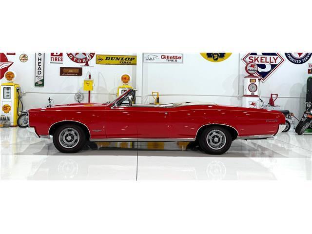 Pontiac-GTO-Convertible-1966-Red-White-17957-4