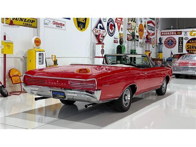 Pontiac-GTO-Convertible-1966-Red-White-17957-7