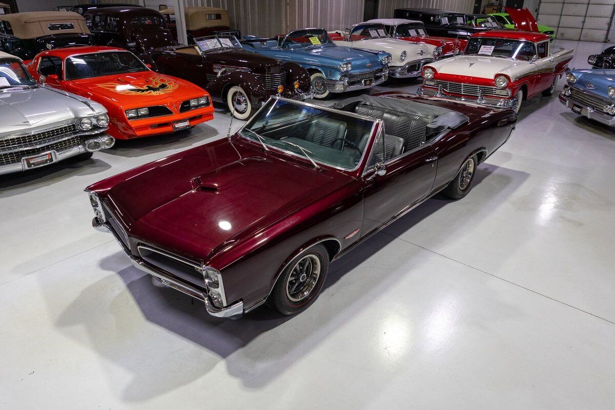 Pontiac-GTO-Convertible-Cabriolet-1966-Burgundy-Black-88945-4