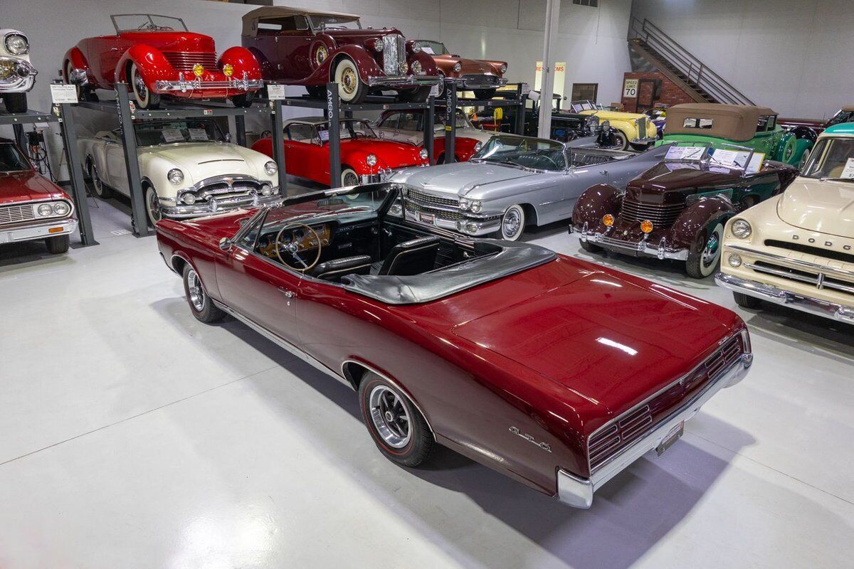 Pontiac-GTO-Convertible-Cabriolet-1967-Burgundy-Black-9278-10