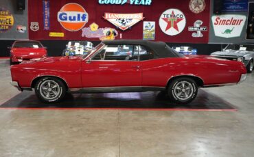 Pontiac-GTO-Convertible-Coupe-1967-Red-Black-0-10