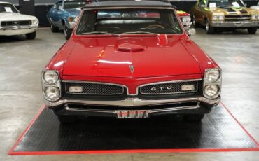 Pontiac-GTO-Convertible-Coupe-1967-Red-Black-0-17