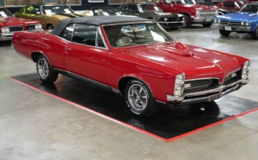 Pontiac-GTO-Convertible-Coupe-1967-Red-Black-0-24