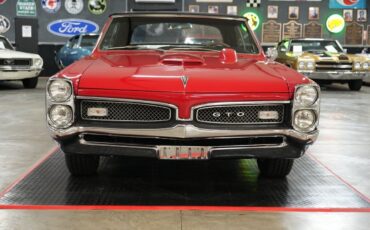 Pontiac-GTO-Convertible-Coupe-1967-Red-Black-0-33