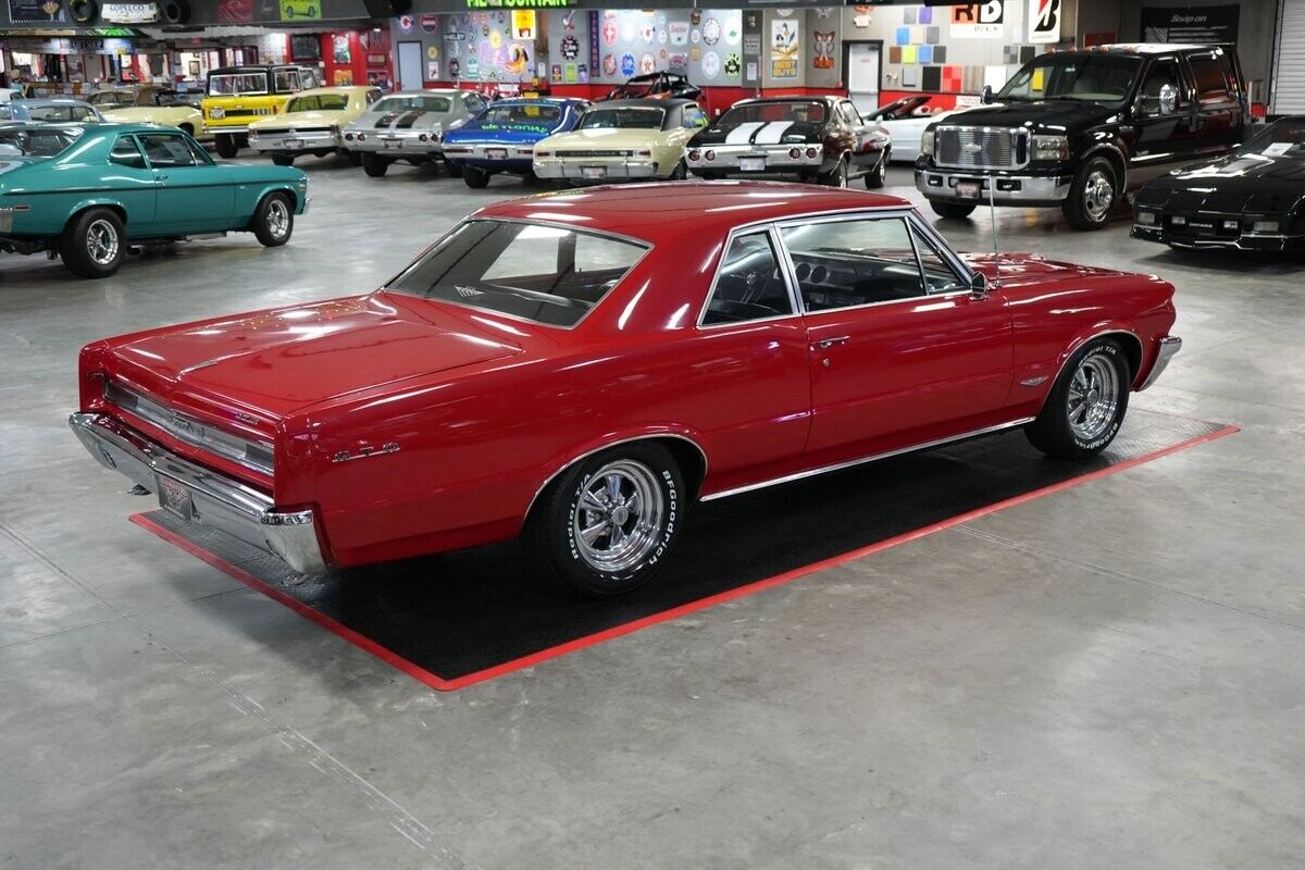 Pontiac-GTO-Coupe-1964-Red-Black-0-14