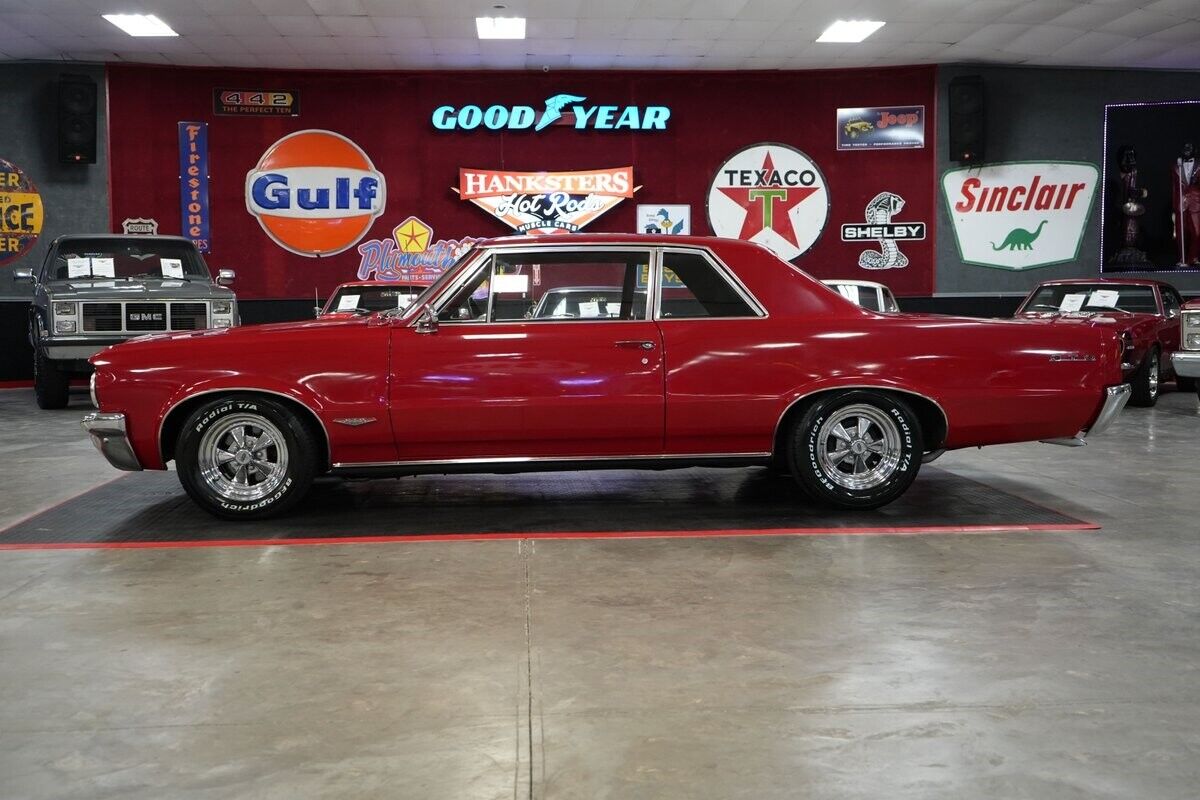 Pontiac-GTO-Coupe-1964-Red-Black-0-19