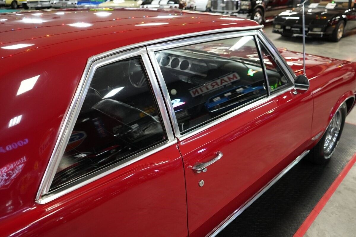 Pontiac-GTO-Coupe-1964-Red-Black-0-35