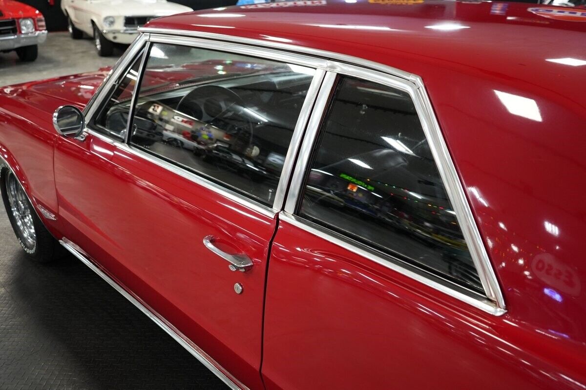 Pontiac-GTO-Coupe-1964-Red-Black-0-37